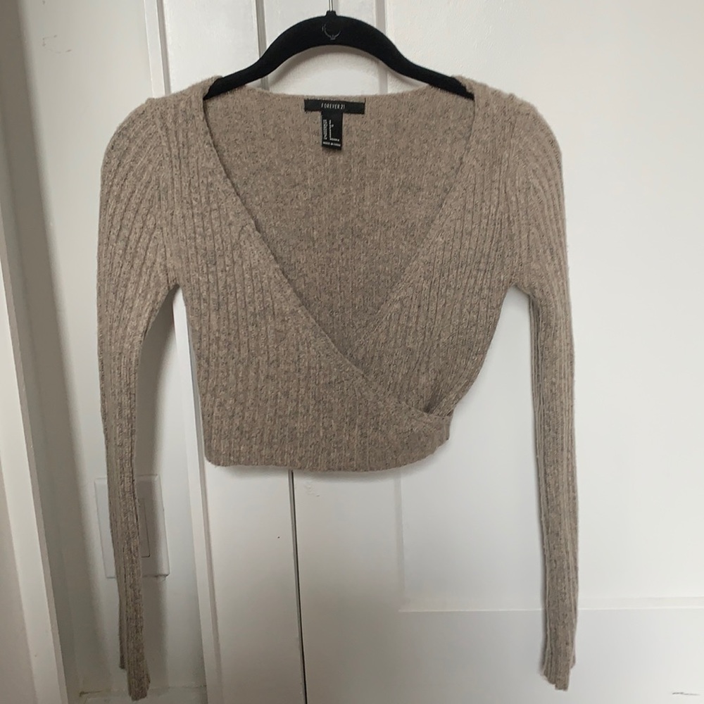 Cropped sweater